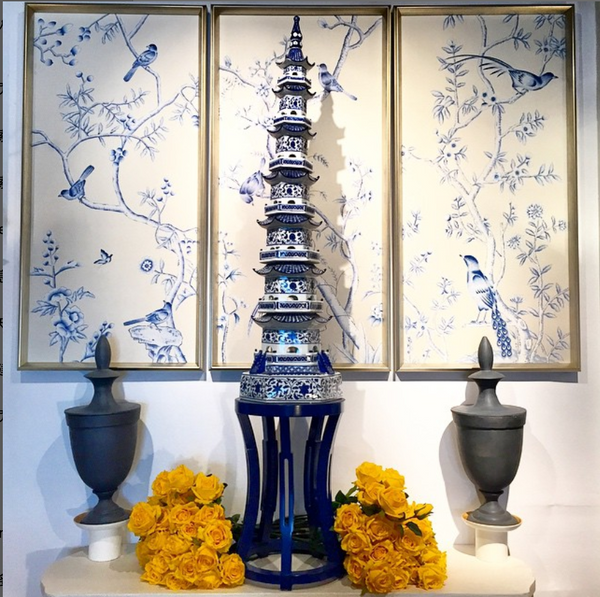 porcelain blue and white, birds and flowers, hand-painted Chinoiserie wallpaper, Chinoiserie Blue and White ( no frame)